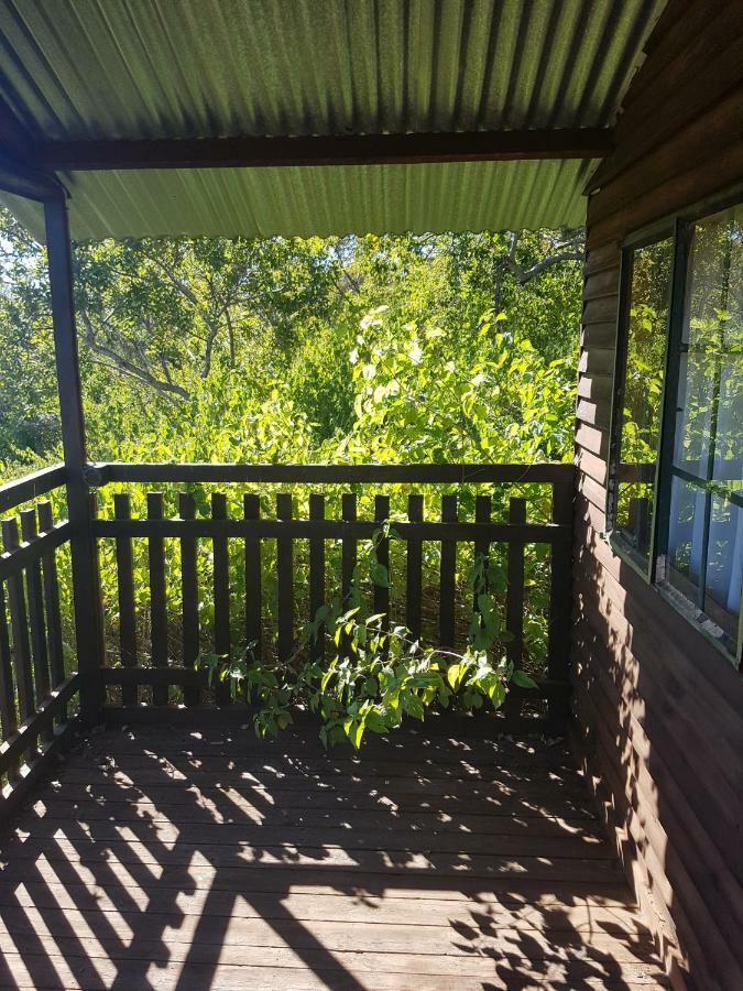 Hekpoort The Nutbush Boma Lodge מראה חיצוני תמונה