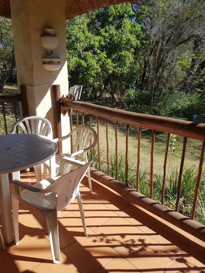 Hekpoort The Nutbush Boma Lodge מראה חיצוני תמונה